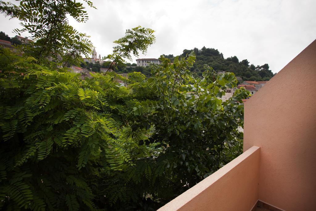 Apartment Sangaleti Lastovo Exterior photo